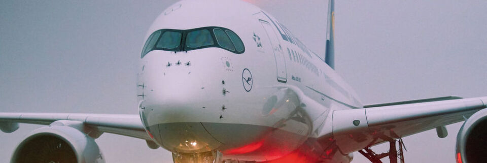 Der erste Airbus A350 der Lufthansa: Der Neuzugang der Langstreckenflotte der deutschen Airline fliegt mit PikeOS von SYSGO. Der erste Airbus A350 der Lufthansa: Der Neuzugang der Langstreckenflotte der deutschen Airline fliegt mit PikeOS von SYSGO.