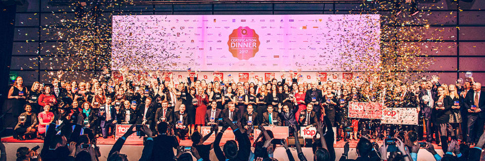 Am 21. Februar 2017 erhielten insgesamt 184 Unternehmen den begehrten Preis „Top Employer 2017“ in den Rheinterrassen in Düsseldorf. Am 21. Februar 2017 erhielten insgesamt 184 Unternehmen den begehrten Preis „Top Employer 2017“ in den Rheinterrassen in Düsseldorf.