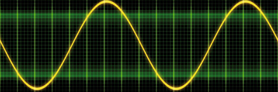 Die ideale Stromform im Versorgungsnetz ist die Sinusform. Oberwellen verzerren diese Sinusschwingungen und können an das Netz angeschlossenen Geräte stören. Die ideale Stromform im Versorgungsnetz ist die Sinusform. Oberwellen verzerren diese Sinusschwingungen und können an das Netz angeschlossenen Geräte stören.