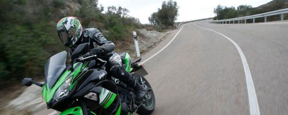 Kawasaki konnte bei den Zulassungszahlen im ersten Quartal 2017 einen kräftigen Zuwachs von 17 Prozent verzeichnen. Kawasaki konnte bei den Zulassungszahlen im ersten Quartal 2017 einen kräftigen Zuwachs von 17 Prozent verzeichnen.