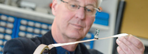 Prof. Hartmann von der Universität des Saarlandes hat zusammen mit Experimental-Physikern ein Sensor-Kabel entwickelt. Prof. Hartmann von der Universität des Saarlandes hat zusammen mit Experimental-Physikern ein Sensor-Kabel entwickelt.