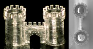Durch Eigenschaften wie Transparenz, Hitzebeständigkeit und Säureresistenz eröffnen sich mit der Verwendung von Glas im 3D-Druck vielfältige neue Anwendungsmöglichkeiten. Durch Eigenschaften wie Transparenz, Hitzebeständigkeit und Säureresistenz eröffnen sich mit der Verwendung von Glas im 3D-Druck vielfältige neue Anwendungsmöglichkeiten.