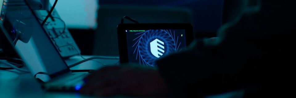 IBM Watson unterstützt als Security Advisor Unternehmen im Kampf für mehr Cybersicherheit. IBM Watson unterstützt als Security Advisor Unternehmen im Kampf für mehr Cybersicherheit.