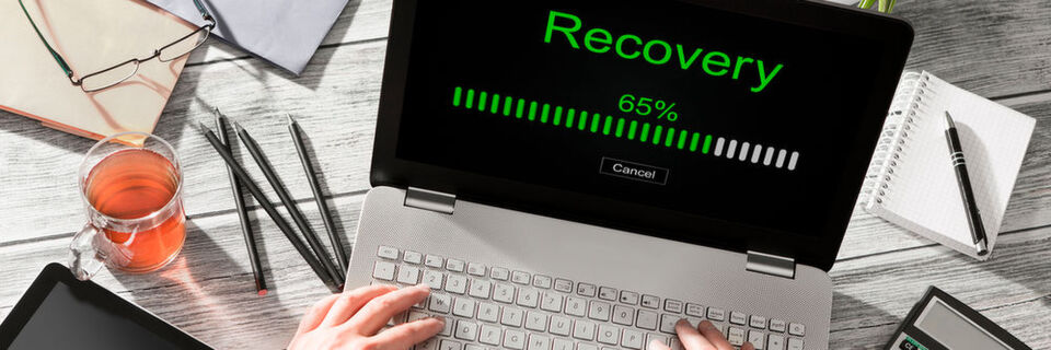 Das für den Privatgebrauch kostenlose Tool Recuva hilft mit einem einfach zu bedienenden Assistenten bei der Rettung gelöschter Daten unter Windows. Das für den Privatgebrauch kostenlose Tool Recuva hilft mit einem einfach zu bedienenden Assistenten bei der Rettung gelöschter Daten unter Windows.