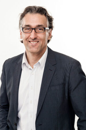 Dr. rer. pol. Ralph Hintemann ist Senior Researcher am Borderstep Institut für Innovation und Nachhaltigkeit: „Am Ende der Förderdauer sollen konkrete Projekte stehen.“ Dr. rer. pol. Ralph Hintemann ist Senior Researcher am Borderstep Institut für Innovation und Nachhaltigkeit: „Am Ende der Förderdauer sollen konkrete Projekte stehen.“
