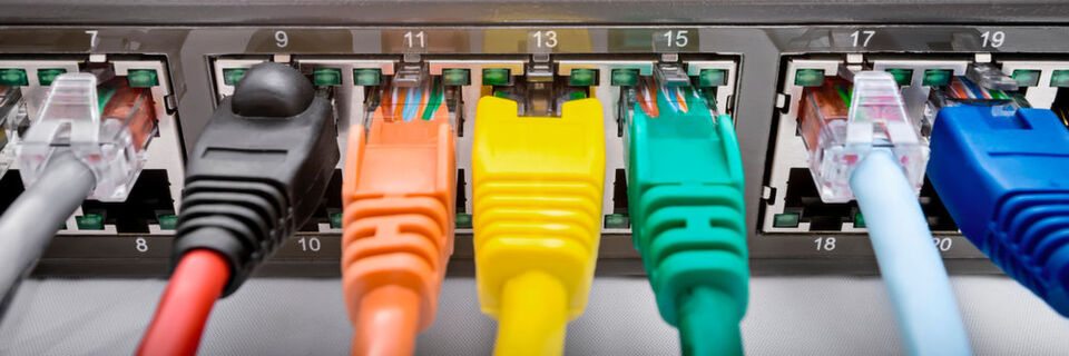 Die klassische Zweigstellen-IT mit ihren Switches, Routern und NAS-Systemen hat ausgedient. Die klassische Zweigstellen-IT mit ihren Switches, Routern und NAS-Systemen hat ausgedient.