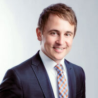 Dr. Sebastian Kiebusch erläutert Funktion und Zielsetzung des neuen sächischen Verwaltungsnetzes Dr. Sebastian Kiebusch erläutert Funktion und Zielsetzung des neuen sächischen Verwaltungsnetzes