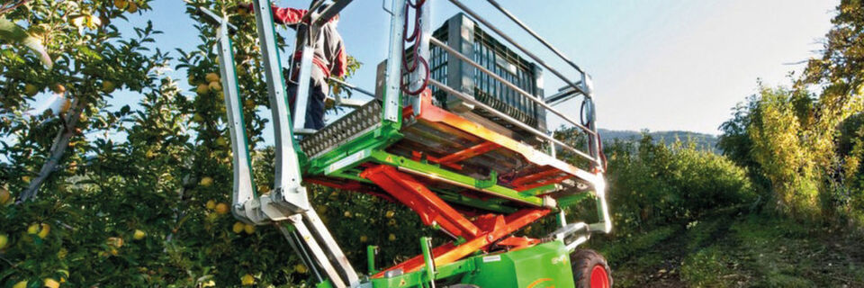 Einbaufertige Radnabenmotoren mit integriertem Getriebe eignen sich auch für den Feldeinsatz, beispielsweise bei der Apfelernte. Einbaufertige Radnabenmotoren mit integriertem Getriebe eignen sich auch für den Feldeinsatz, beispielsweise bei der Apfelernte.