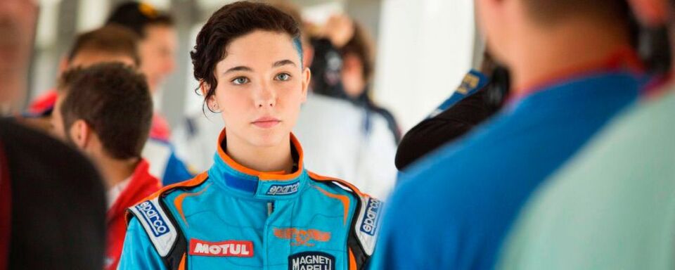 Mit starker Motulpräsenz versehen: der italienische Spielfilm „Veloce come il vento – Giulias großes Rennen“, der im Juni in die deutschen Kinos kommt. Mit starker Motulpräsenz versehen: der italienische Spielfilm „Veloce come il vento – Giulias großes Rennen“, der im Juni in die deutschen Kinos kommt.