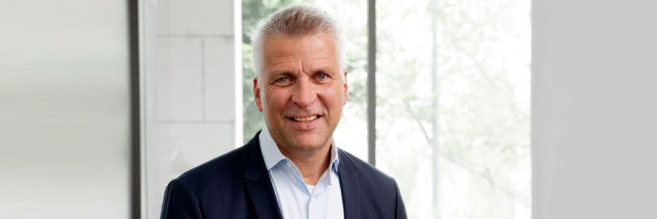 Der Autor: Gerhard Otterbach ist Sales Team Lead Strategic Key Accounts & Industries bei Teradata Der Autor: Gerhard Otterbach ist Sales Team Lead Strategic Key Accounts & Industries bei Teradata