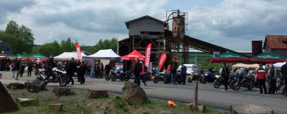 Das Treffen wird vom Motorrad-Center Altendiez ausgerichtet und findet vom 19. bis 21. Mai 2017 statt. Das Treffen wird vom Motorrad-Center Altendiez ausgerichtet und findet vom 19. bis 21. Mai 2017 statt.