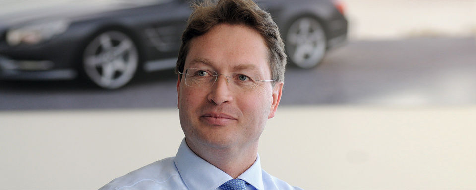 Ola Källenius, Daimler-Entwicklungsvorstand, spricht im Interview mit »Automobil Industrie« über die Entwicklung der Automobilbranche. Ola Källenius, Daimler-Entwicklungsvorstand, spricht im Interview mit »Automobil Industrie« über die Entwicklung der Automobilbranche.