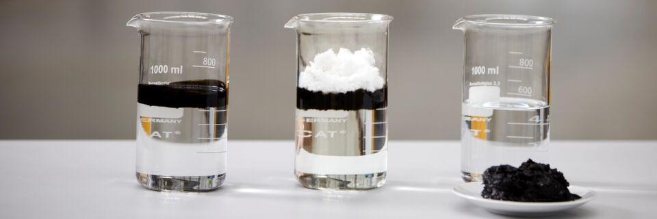Für den Europäischen Erfinderpreis sind zahlreiche Entwicklungen nominiert, wie die „Zauberwatte“ gegen Öl- und Chemikalienverschmutzungen des deutschen Chemikers Günter Hufschmid. Für den Europäischen Erfinderpreis sind zahlreiche Entwicklungen nominiert, wie die „Zauberwatte“ gegen Öl- und Chemikalienverschmutzungen des deutschen Chemikers Günter Hufschmid.
