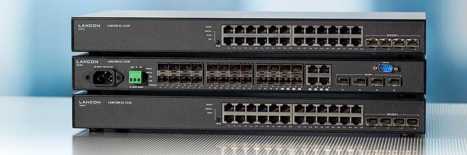 Der Lancom GS-2328 wird auch als PoE-Variante und als Glasfaser-Switch angeboten. Der Lancom GS-2328 wird auch als PoE-Variante und als Glasfaser-Switch angeboten.