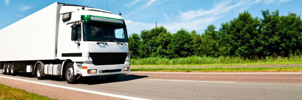 Nach Abschluss des Forschungsprojektes „ProveIT“ ist Bosch eine Kooperation mit dem FZI eingegangen, in der digitale Frachtdokumente entwickelt und in die Bosch-Transportprozesse eingebunden werden sollen. Nach Abschluss des Forschungsprojektes „ProveIT“ ist Bosch eine Kooperation mit dem FZI eingegangen, in der digitale Frachtdokumente entwickelt und in die Bosch-Transportprozesse eingebunden werden sollen.