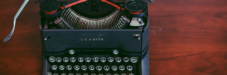 Die gute alte Schreibmaschine hat schon lange ausgedient. Binect stellt vier Technologien vor, die das Büro effizienter machen sollen. Die gute alte Schreibmaschine hat schon lange ausgedient. Binect stellt vier Technologien vor, die das Büro effizienter machen sollen.