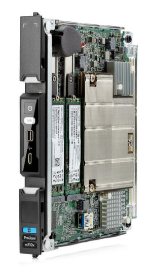 Ein Moonshot 1500 Chassis beherbergt bis zu 45 Cartridges, im Bild die Cartridge HPE ProLiant m710x. Ein Moonshot 1500 Chassis beherbergt bis zu 45 Cartridges, im Bild die Cartridge HPE ProLiant m710x.