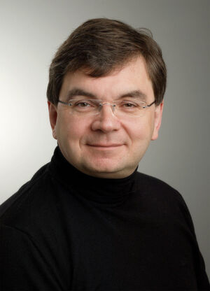 Professor Dr. Volker Lindenstruth: „Rechenzentrumsplaner und Co-Locator verdienen am Overhead“. Professor Dr. Volker Lindenstruth: „Rechenzentrumsplaner und Co-Locator verdienen am Overhead“.