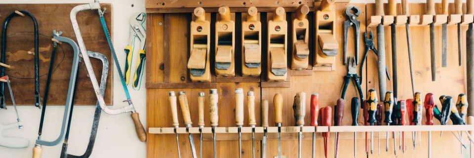 Marketern werden mittlerweile jede Menge Tools an die Hand gegeben. Aber welche sind eigentlich die, die das Unternehmen wirklich braucht und welche Tools erleichtern die Arbeit tatsächlich? Marketern werden mittlerweile jede Menge Tools an die Hand gegeben. Aber welche sind eigentlich die, die das Unternehmen wirklich braucht und welche Tools erleichtern die Arbeit tatsächlich?