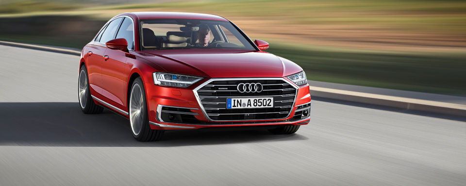 Audi stellte die vierte Generation seiner Luxus-Limousine A8 auf dem Audi Summit in Barcelona vor. Audi stellte die vierte Generation seiner Luxus-Limousine A8 auf dem Audi Summit in Barcelona vor.