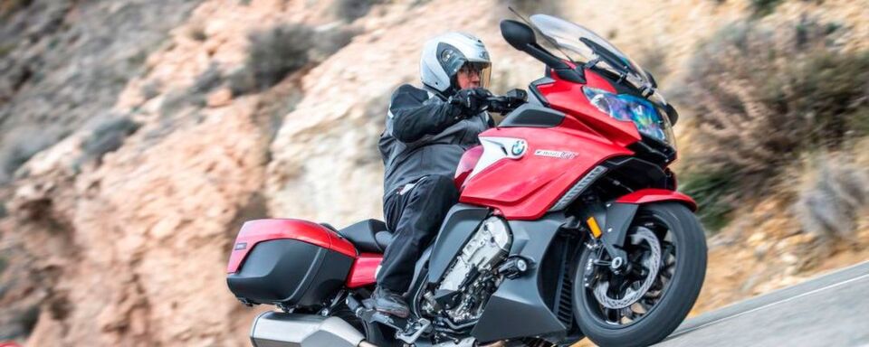 BMW hat sein Sechszylindermodell K 1600 GT überarbeitet. BMW hat sein Sechszylindermodell K 1600 GT überarbeitet.