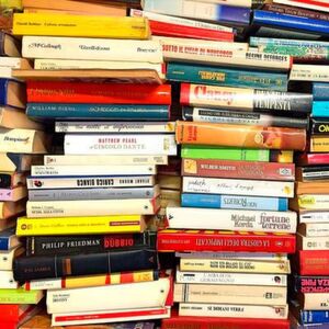 Der Stapelspeicher (Stack), das unbekannte Wesen: Auf dem Stack werden lokale Variablen einer Funktion allokiert. Allerdings sind ein Überlauf beziehungsweise ein Überschreiben der Inhalte des Stapelspeichers sehr leicht möglich, erfordern also die besondere Aufmerksamkeit des Entwicklers. Der Stapelspeicher (Stack), das unbekannte Wesen: Auf dem Stack werden lokale Variablen einer Funktion allokiert. Allerdings sind ein Überlauf beziehungsweise ein Überschreiben der Inhalte des Stapelspeichers sehr leicht möglich, erfordern also die besondere Aufmerksamkeit des Entwicklers.