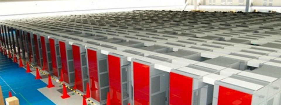 Auf dem Bild zu sehen ist der „K“-Computer; mit dem Nachfolger des Supercomputers „Post-K“ führt Fujitsu eine Deep Learning Unit (DLU) ein. Auf dem Bild zu sehen ist der „K“-Computer; mit dem Nachfolger des Supercomputers „Post-K“ führt Fujitsu eine Deep Learning Unit (DLU) ein.
