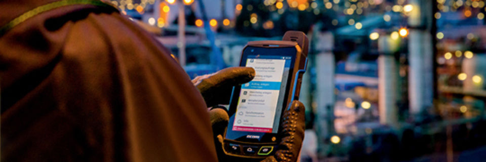 Auch auf einer Baustelle wird heutzutage breitbandiges Internet benötigt: Bilfinger setzt dabei auf die Lösungen von Cradlepoint. Auch auf einer Baustelle wird heutzutage breitbandiges Internet benötigt: Bilfinger setzt dabei auf die Lösungen von Cradlepoint.