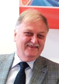Dr. Martin Platzer ist Senior Vice President Marketing im Bereich Schiene bei der voestalpine AG. Er ist unter anderem für Business Intelligence, Interessensvertretungen sowie für die Marktkommunikation zuständig. Dr. Martin Platzer ist Senior Vice President Marketing im Bereich Schiene bei der voestalpine AG. Er ist unter anderem für Business Intelligence, Interessensvertretungen sowie für die Marktkommunikation zuständig.
