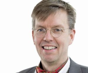 Andreas Huhmann, Strategy Consultant Connectivity & Networks bei der HARTING Technologiegruppe: "Industrie 4.0 macht keiner allein." Andreas Huhmann, Strategy Consultant Connectivity & Networks bei der HARTING Technologiegruppe: "Industrie 4.0 macht keiner allein."