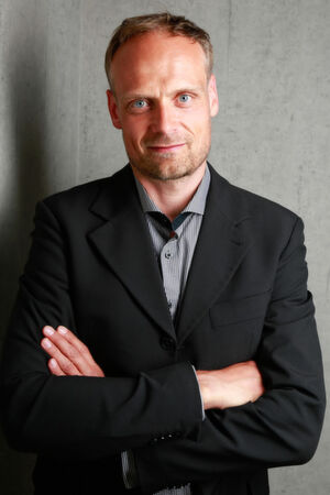 Thorsten Schmidt ist stellvertretender IT Leiter beim Landwirtschaftsverlag Münster. Thorsten Schmidt ist stellvertretender IT Leiter beim Landwirtschaftsverlag Münster.