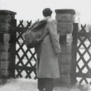 Gründer Kurt Ehrig besuchte mit dem Rucksack Büros und Geschäfte, reparierte defekte Schreib- und Rechenmaschinen und tauschte sie aus. Gründer Kurt Ehrig besuchte mit dem Rucksack Büros und Geschäfte, reparierte defekte Schreib- und Rechenmaschinen und tauschte sie aus.