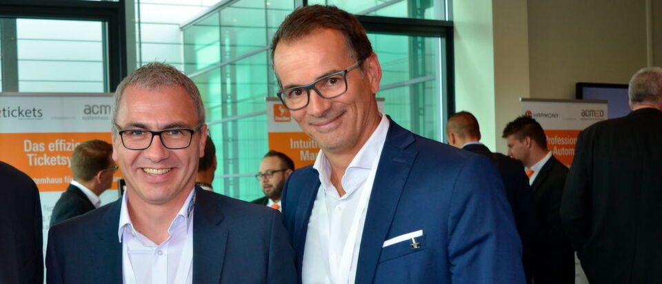 Thomas Neumeier (l.) freut sich auf Andreas Bortoli, seinen neuen Vorstandskollegen bei der Neumeier AG. Thomas Neumeier (l.) freut sich auf Andreas Bortoli, seinen neuen Vorstandskollegen bei der Neumeier AG.