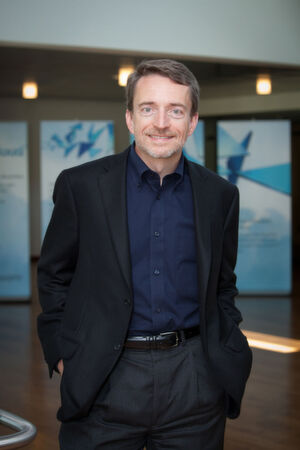 VMware-CEO Pat Gelsinger sagte, vorerst solle die „vRealize Suite“ neben dem Produkt „SDDC Lifecycle Manager“ vertrieben werden. VMware-CEO Pat Gelsinger sagte, vorerst solle die „vRealize Suite“ neben dem Produkt „SDDC Lifecycle Manager“ vertrieben werden.