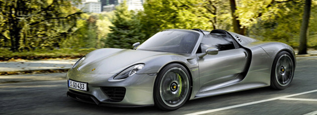 Die Porsche-Zukunft des Sportwagens: Der 918 Spyder. Auf der Nordschleife ist er das schnellste Serienauto der Welt – und auf dem Prüfstand verbraucht er nicht mehr als ein Kleinwagen. Die Porsche-Zukunft des Sportwagens: Der 918 Spyder. Auf der Nordschleife ist er das schnellste Serienauto der Welt – und auf dem Prüfstand verbraucht er nicht mehr als ein Kleinwagen.