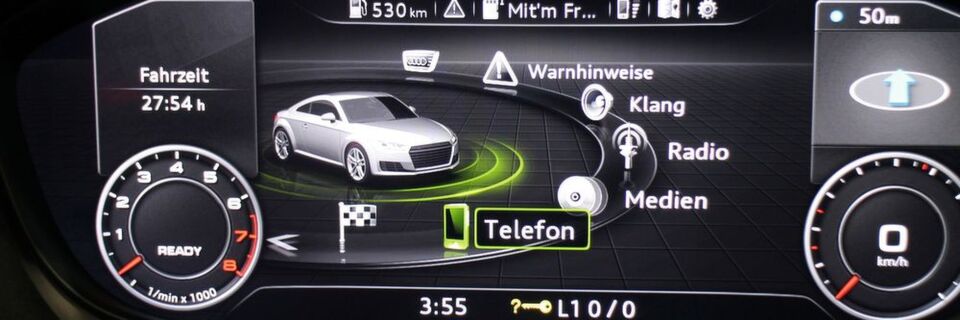 Bild 1: Fahrzeughersteller bieten vermehrt individuell konfigurierbare Kombiinstrumente mit 2D- und 3D-Grafiken an. Bild 1: Fahrzeughersteller bieten vermehrt individuell konfigurierbare Kombiinstrumente mit 2D- und 3D-Grafiken an.