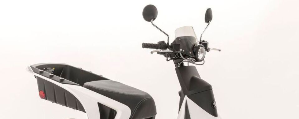 Der E-Roller GenZe 2.0 von Peugeot. Der E-Roller GenZe 2.0 von Peugeot.