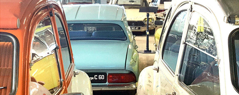 Im Citroën Conservatoire stehen für die Öffentlichkeit unzugänglich Autos und Prototypen der Firmenhistorie. Ein Überblick. Im Citroën Conservatoire stehen für die Öffentlichkeit unzugänglich Autos und Prototypen der Firmenhistorie. Ein Überblick.