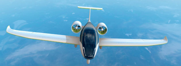 Das Elektro-Flugzeug E-Fan 2.0 von Airbus soll mit 120 Lithium-Polymer-Akkus eine Flugzeit zwischen 45 bis 60 min ermöglichen. Die Version 4.0 ist bereits in der Entwicklung. Das Elektro-Flugzeug E-Fan 2.0 von Airbus soll mit 120 Lithium-Polymer-Akkus eine Flugzeit zwischen 45 bis 60 min ermöglichen. Die Version 4.0 ist bereits in der Entwicklung.