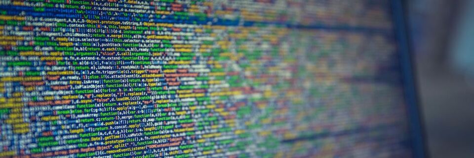 Bevor IT-Services im Unternehmen live gehen können, testen Key User aus den Fachbereichen intensiv deren Tauglichkeit fürs Daily Business. Die Kollegen sollen schließlich reibungslos damit arbeiten können. Die Durchführung solcher manueller Fachbereichstests ist aufwändig und stellt einen großen Kostenfaktor dar – doch das muss nicht (mehr) sein. Bevor IT-Services im Unternehmen live gehen können, testen Key User aus den Fachbereichen intensiv deren Tauglichkeit fürs Daily Business. Die Kollegen sollen schließlich reibungslos damit arbeiten können. Die Durchführung solcher manueller Fachbereichstests ist aufwändig und stellt einen großen Kostenfaktor dar – doch das muss nicht (mehr) sein.