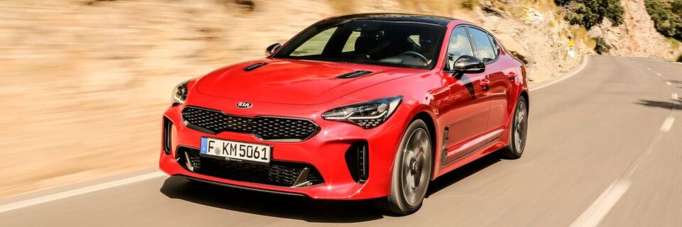 Mit dem Kia Stinger will der koreanische Autobauer die Etablierten im Sport-Segment – Audi A5 Sportback und BMW 4er Gran Coupé – angreifen. Mit dem Kia Stinger will der koreanische Autobauer die Etablierten im Sport-Segment – Audi A5 Sportback und BMW 4er Gran Coupé – angreifen.