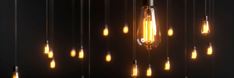 Die Glühbirne erfand Thomas Edison, das lernt man in der Schule – ist aber nur die halbe Wahrheit. Die Glühbirne erfand Thomas Edison, das lernt man in der Schule – ist aber nur die halbe Wahrheit.
