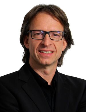 Thomas Fritz, CEO der Kentix GmbH, sagt: „Die Uptime Alliance ermöglicht die Kombination der Kentix Multisensor-Technologie zur physischen Überwachung der IT mit einem leistungsstarken Netzwerk-Monitoring-Tool wie PRTG." Thomas Fritz, CEO der Kentix GmbH, sagt: „Die Uptime Alliance ermöglicht die Kombination der Kentix Multisensor-Technologie zur physischen Überwachung der IT mit einem leistungsstarken Netzwerk-Monitoring-Tool wie PRTG."