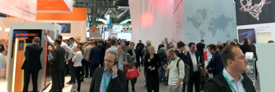 Mit über 21.000 Besuchern konnte die formnext 2017 die Besucherzahl um mehr als 60 % steigern. Mit über 21.000 Besuchern konnte die formnext 2017 die Besucherzahl um mehr als 60 % steigern.