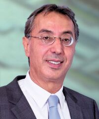 „Einen Antrieb ohne seine Peripherie und den Gesamtprozess zu betrachten, löst weder Probleme, noch schafft es einen Mehrwert“, ist Dr. Omar Sadi, Geschäftsführer, Nord Drivesystems Gruppe, überzeugt. „Einen Antrieb ohne seine Peripherie und den Gesamtprozess zu betrachten, löst weder Probleme, noch schafft es einen Mehrwert“, ist Dr. Omar Sadi, Geschäftsführer, Nord Drivesystems Gruppe, überzeugt.
