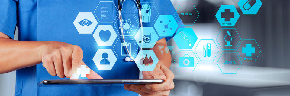 Digitale Anwendungen im Gesundheitssystem wie etwa telemedizinische Behandlungen, eine Video- oder Online-Sprechstunde erfordern eine verlässliche Datenübertragung und einen Zugriff auf Informationen in Echtzeit Digitale Anwendungen im Gesundheitssystem wie etwa telemedizinische Behandlungen, eine Video- oder Online-Sprechstunde erfordern eine verlässliche Datenübertragung und einen Zugriff auf Informationen in Echtzeit