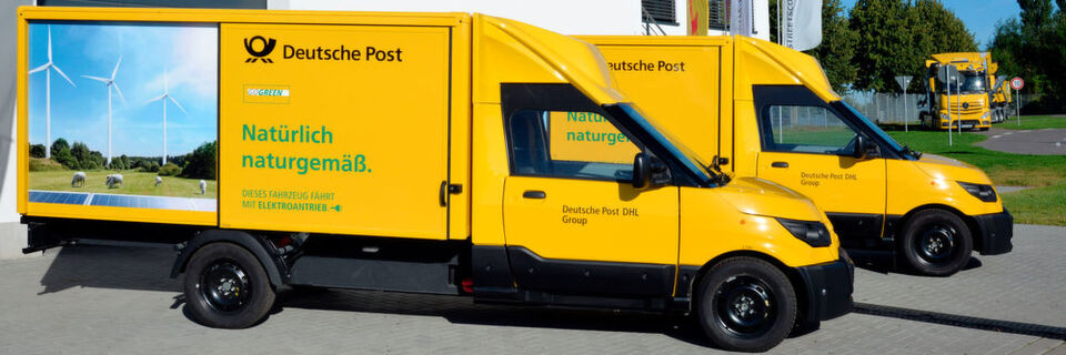 Laut DHL sparen die rund 1300 Streetscooter des Typs Work L und die 3700 Scooter des Typs Work pro Jahr über 16.000 t CO2 ein. Laut DHL sparen die rund 1300 Streetscooter des Typs Work L und die 3700 Scooter des Typs Work pro Jahr über 16.000 t CO2 ein.