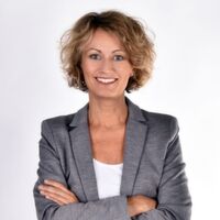 Sabine Prohaska ist Inhaberin des Trainings- und Beratungsunternehmens seminar consult prohaska. Sabine Prohaska ist Inhaberin des Trainings- und Beratungsunternehmens seminar consult prohaska.