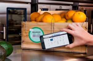 Mehr Lebensmittelsicherheit hat sich eine Gruppe führender Unternehmen aus der weltweiten Supply Chain für Lebensmittel auf die Fahnen geschrieben und eine Blockchain-Kooperation mit IBM angekündigt. Mehr Lebensmittelsicherheit hat sich eine Gruppe führender Unternehmen aus der weltweiten Supply Chain für Lebensmittel auf die Fahnen geschrieben und eine Blockchain-Kooperation mit IBM angekündigt.