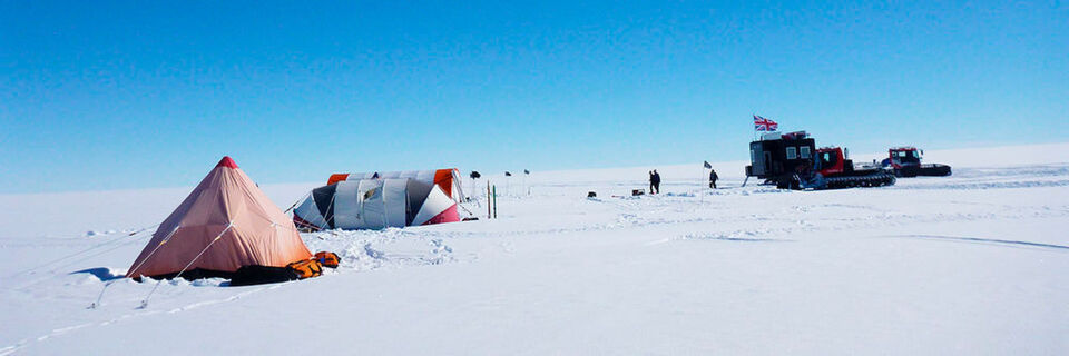 Das Team der Forschungsorganisation British Antarctic Survey arbeitet an einer neuen Technologie, die es ermöglicht, viel schneller ins Eis vorzudringen. Das Team der Forschungsorganisation British Antarctic Survey arbeitet an einer neuen Technologie, die es ermöglicht, viel schneller ins Eis vorzudringen.